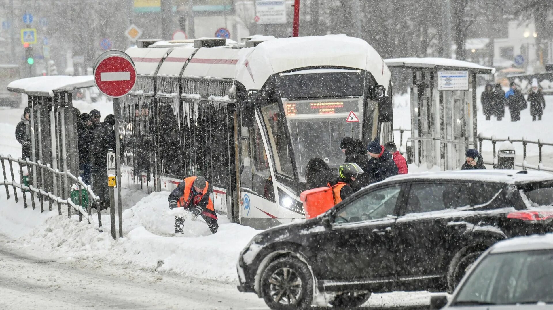 Снегопад в Москве. Снежные заносы в Москве. Транспортный коллапс в Москве. Рекордные снегопады в Москве. 6 декабря 19 года