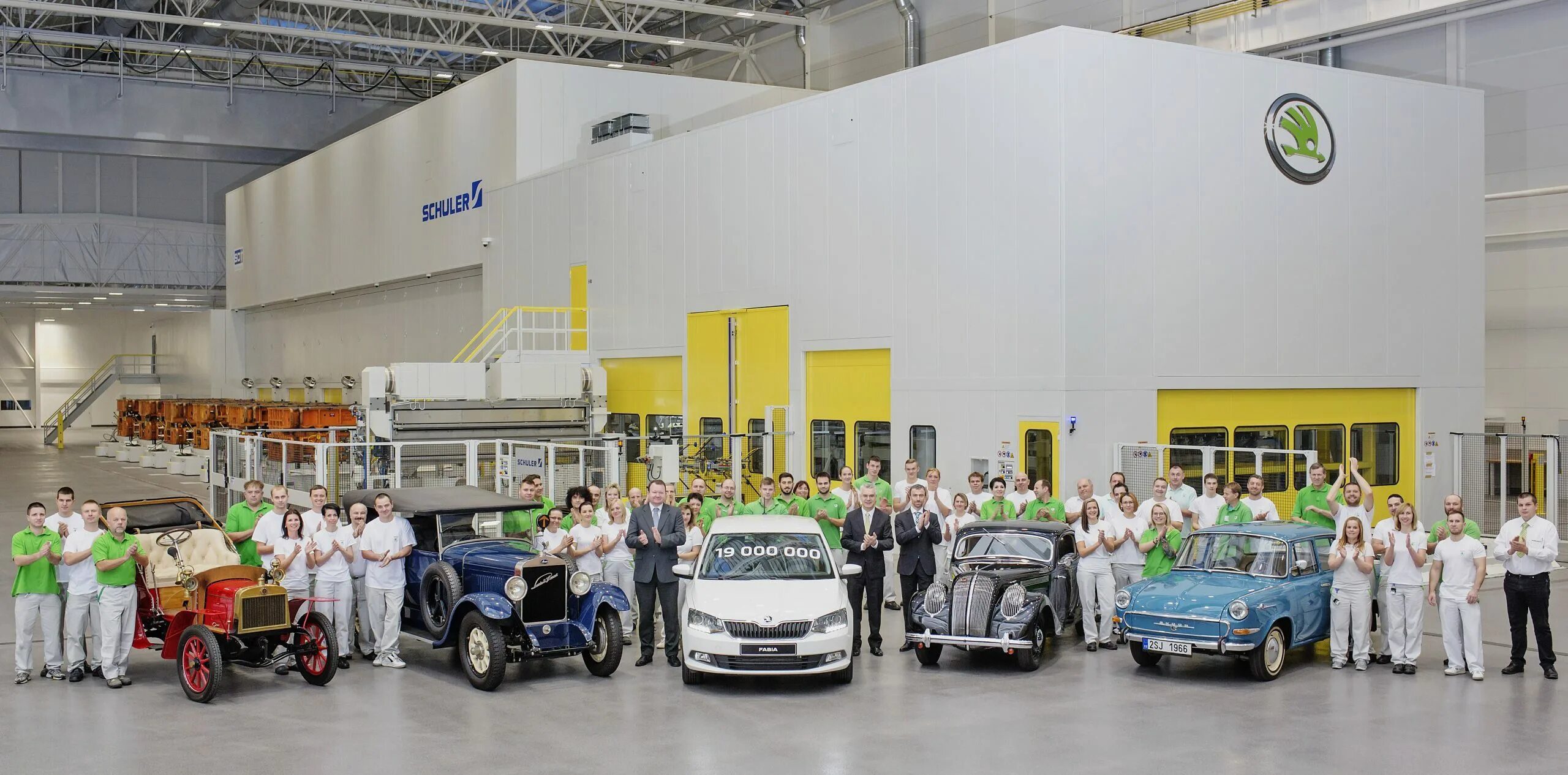 Газ шкода. Компании skoda. Компании skoda. Skoda чехия компания. Шкода чья фирма.