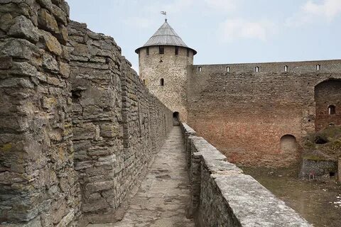 Стена бойница