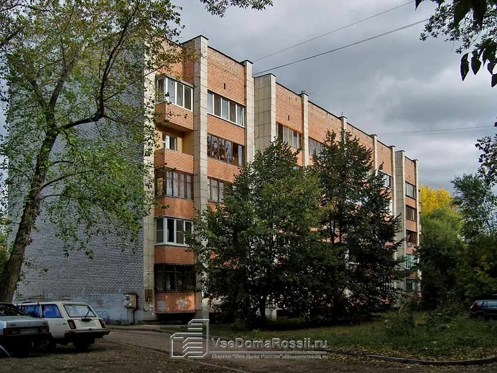 Каховская 43 балаково. Каховская 47. Каховская 47 балаково. Каховская 47. Подъезд лифт балаково.