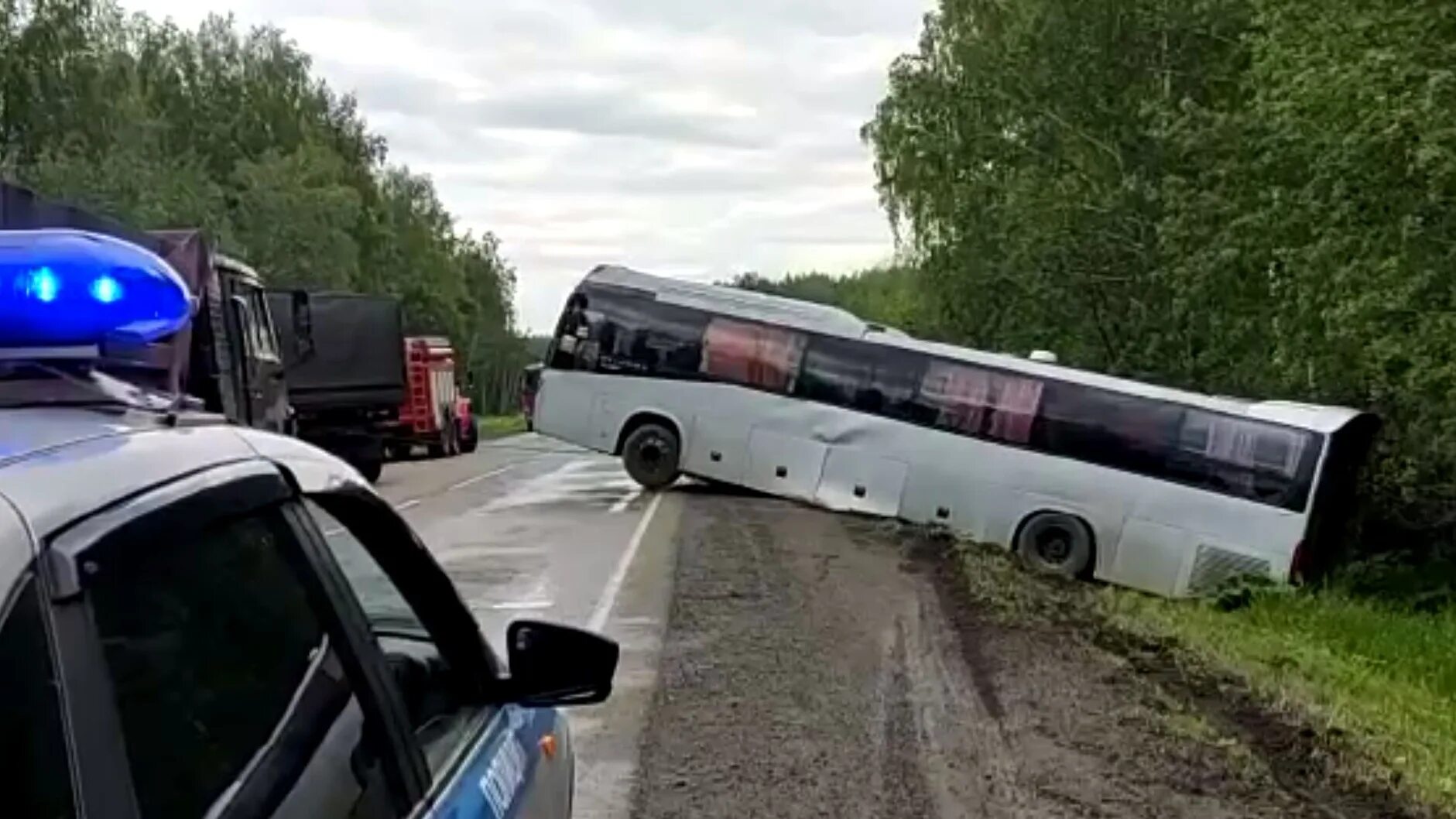 Авария с автобусом в Свердловской области. ДТП С автобусом в Свердловской области за последние сутки. Авария с автобусом в Свердловской области сегодня.