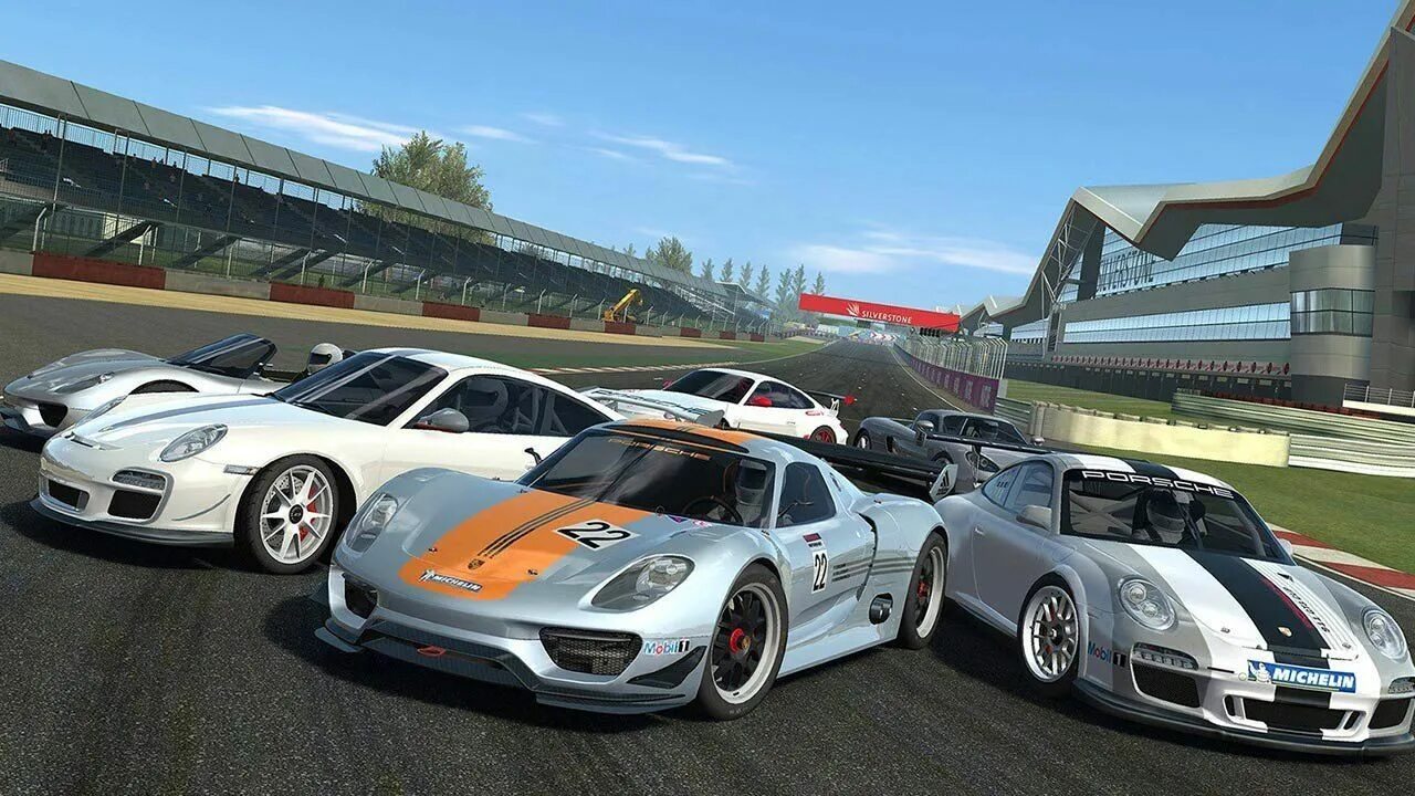 Real racing 3d. Real racing 3. real racing 3 ea. реал рейсинг мобайл. планшет реал рейсинг 3.