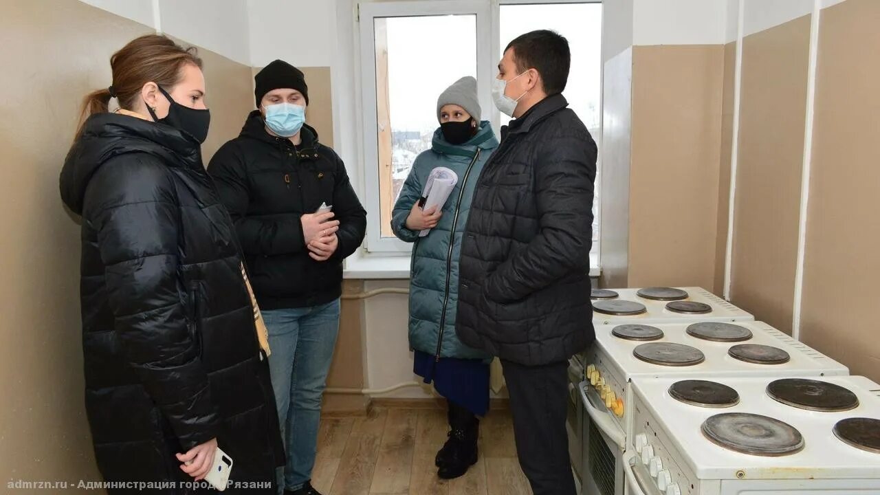 Постройки рязани. Укс рязань. Укс рязань. Фото маневренный фонд рязань. Введенская улица рязань 110.