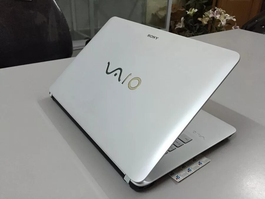 Сони вайо купить. Sony VAIO svf152a29v. Sony VAIO svf154b1ev. Ноутбук Sony VAIO svf152a29v. Sony VAIO SVF-152c29v белый.