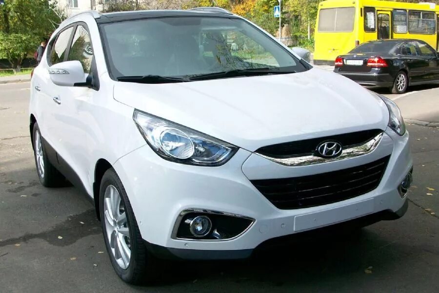 Hyundai ix35 2013-2015. Хендай ix35 2014. Hyundai ix35 год выпуска. Hyundai ax35. Хендай ix35 серый.