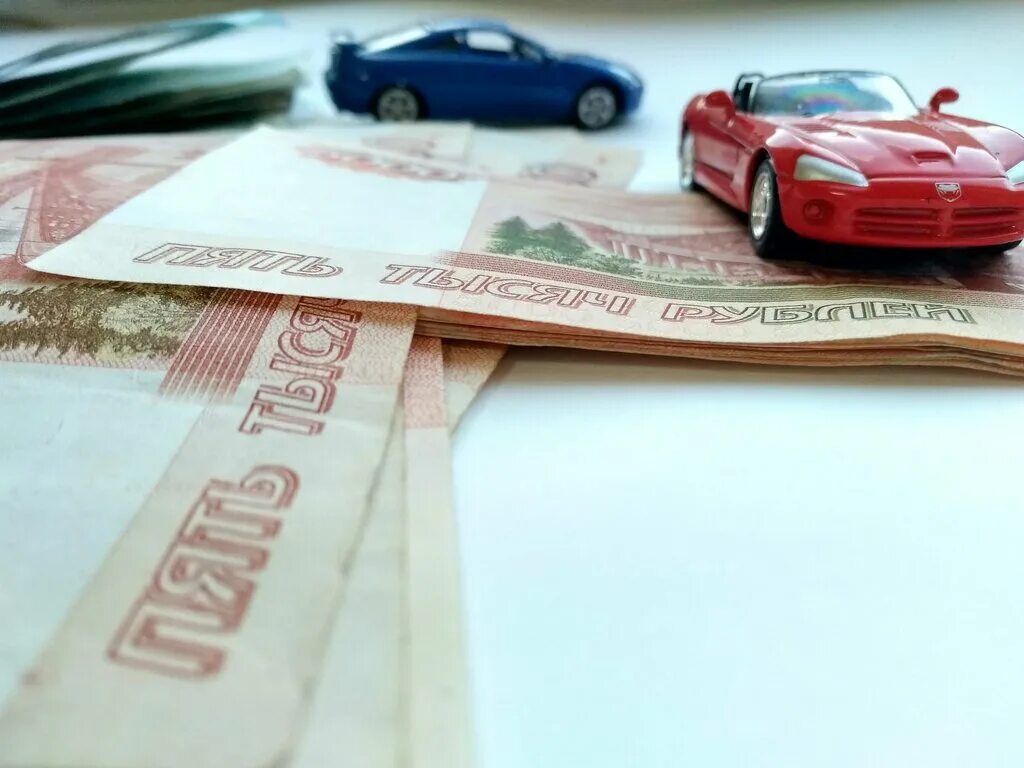 В долг под авто. Займы под авто. Деньги под залог оборудования. Займ под птс. Займ под птс.