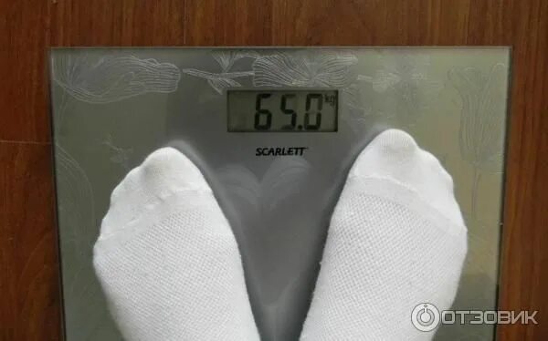 Весы 68 кг. Весы 60 кг. 70 Кг на весах. Вес 68 кг на весах.