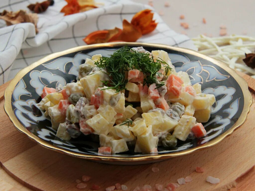 салат москва фото. салат москва фото. салаты подмосковье. московский салат. раппопорт ресторан живаго.