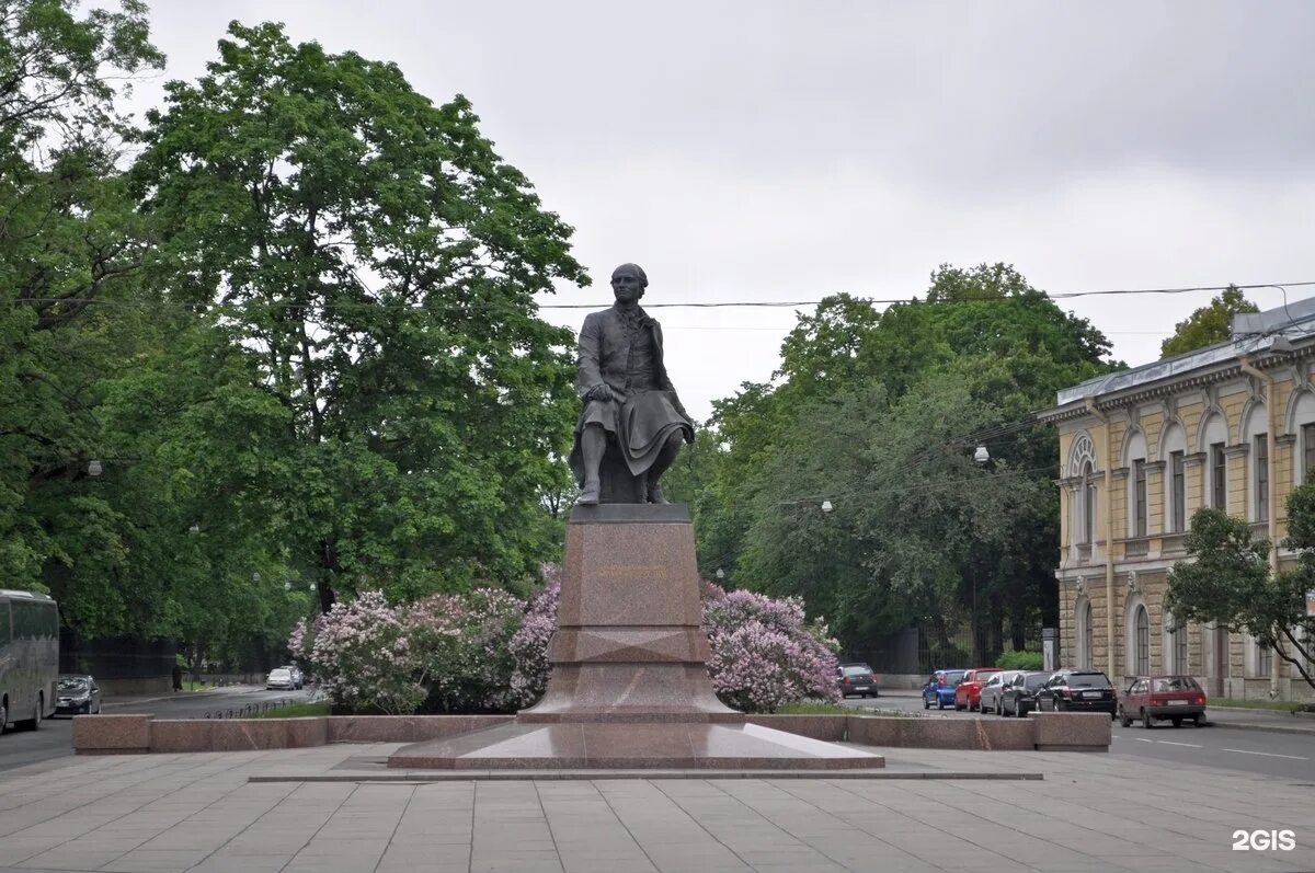 Памятник м в ломоносову в санкт-петербурге. В. Памятник ломоносов санкт петербург. Памятник м. Памятник ломоносов санкт петербург.