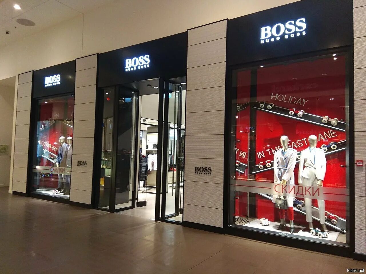 Хуго босс магазин. Хьюго босс магазины. Бутик Hugo Boss в Москве. Boss Hugo Boss магазин. Hugo спб