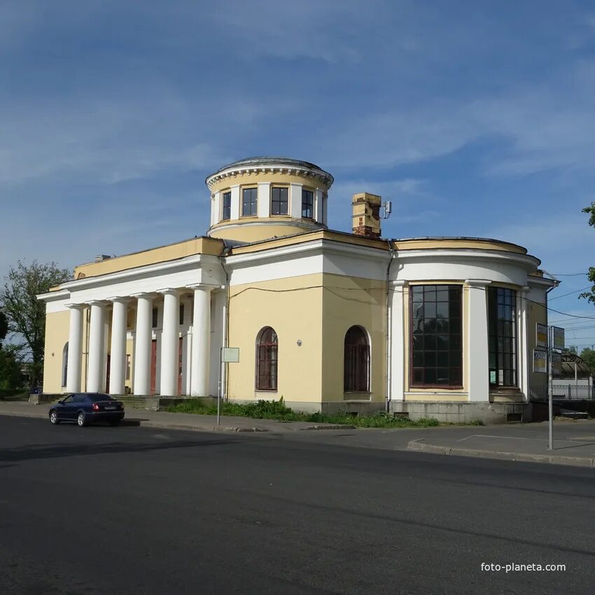 Красное село Ленинградская область. Красное село (СПБ). Красное село вокзал. Красное село СПБ достопримечательности. Красное зело