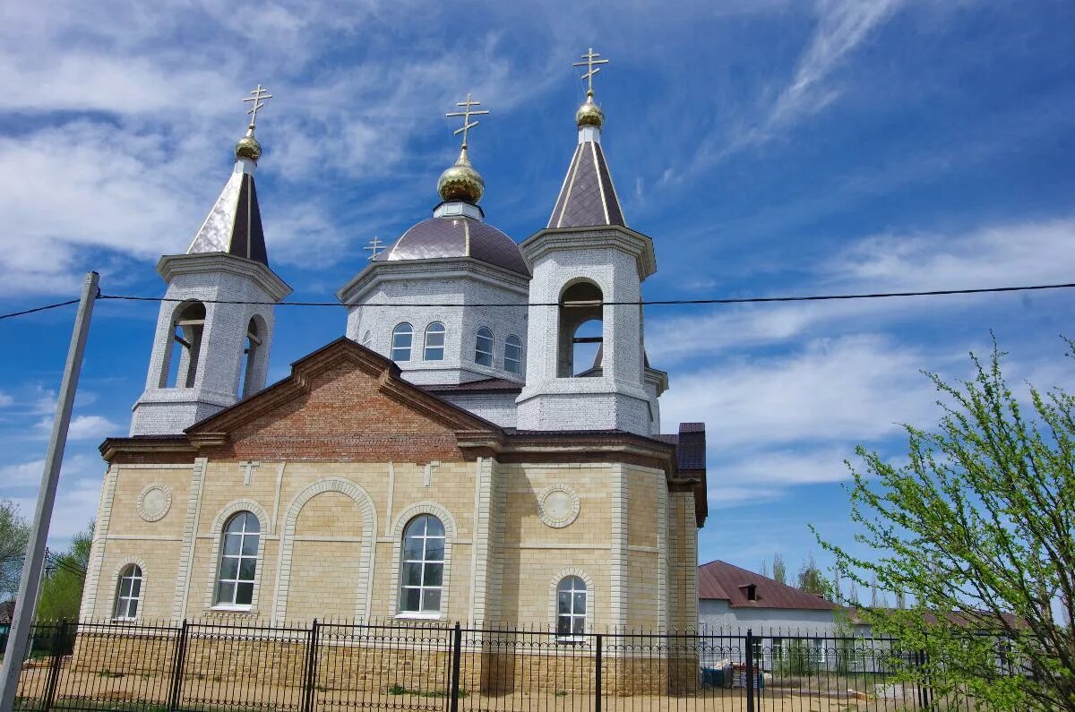Где находится акбулак. Храм покрова пресвятой богородицы оренбургская область. церковь покрова пресвятой богородицы орск. храм акбулак. акбулак (оренбурзька область).