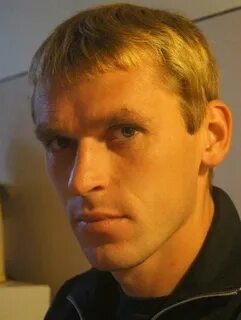Алексея 37 лет
