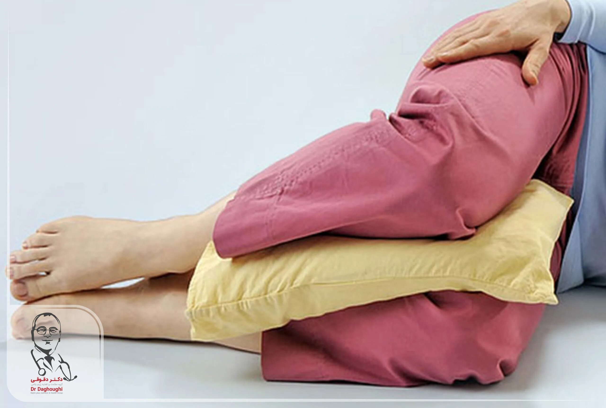Подушка для ног. Подушка между коленок. Подушка между колен для сна. Подушка между ног для лежачих больных. Когда можно спать на подушке