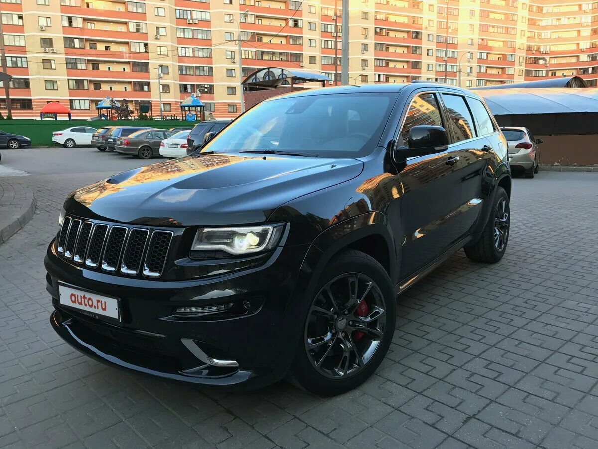 Чероки авто ру. Jeep Grand Cherokee wk2. Jeep Grand Cherokee IV (wk2) черный. Jeep Grand Cherokee wk2 черный. Jeep Grand Cherokee srt IV (wk2).