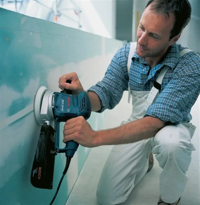 Шлифовка стен купить. Эксцентриковая шлифмашина Bosch GEX 150 AC professional 0601372768. Эксцентриковая шлифмашина бош 150. Машина шлифовальная Bosch gex150ac. Эксцентриковая шлифмашина Bosch GEX 150 AC professional.