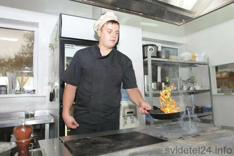 Аха готовит как выглядит лицо jamie oliver 5 ingredients cookbook recipes Jamie oliver 5 ingredients, Jamie ol