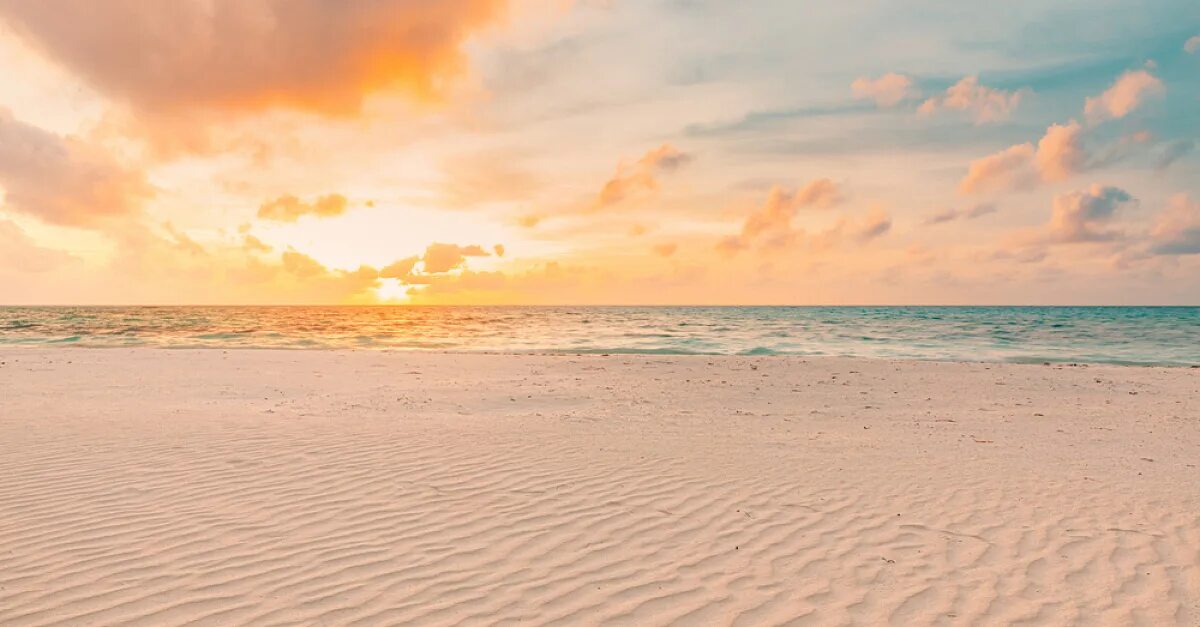 Море пляж песок песня. Бежевое море. Море пляж песок песня. On a sand. Море пляж песок песня.