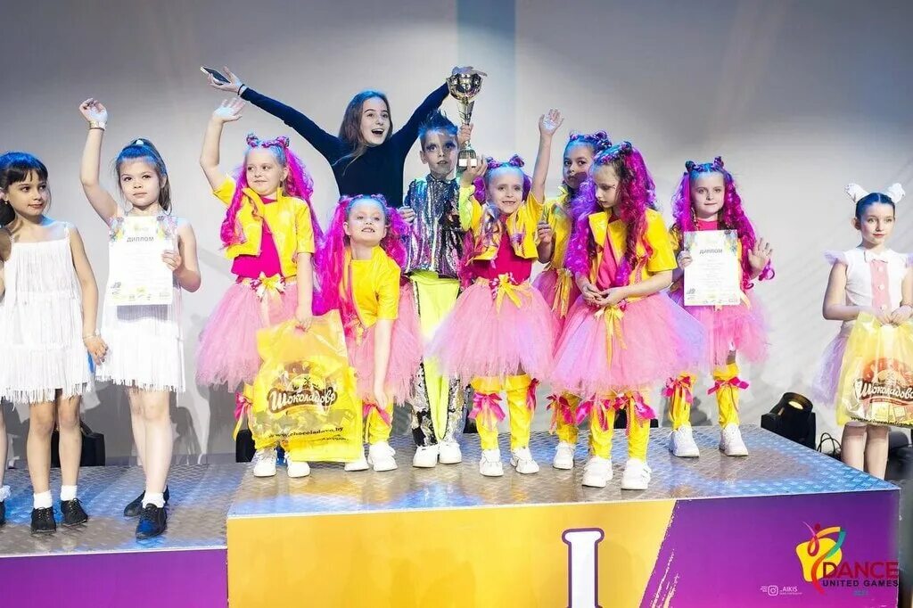 Студия танца dance style. Дива студия танца. Танцевальная студия диво. Диво танцевальная студия. Диво танцевальная студия.