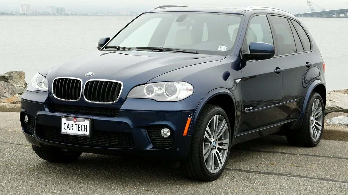Купить бмв х5 3.0 дизель. BMW x5 2012. BMW x5 xdrive35i. BMW x5m 2012. BMW x5 e70 2012.