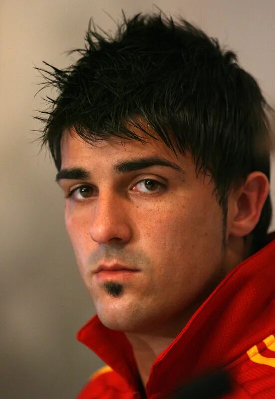 Вилья футболист. Вилья футболист. Вилья футболист. Barca 2011. Вилья футболист.