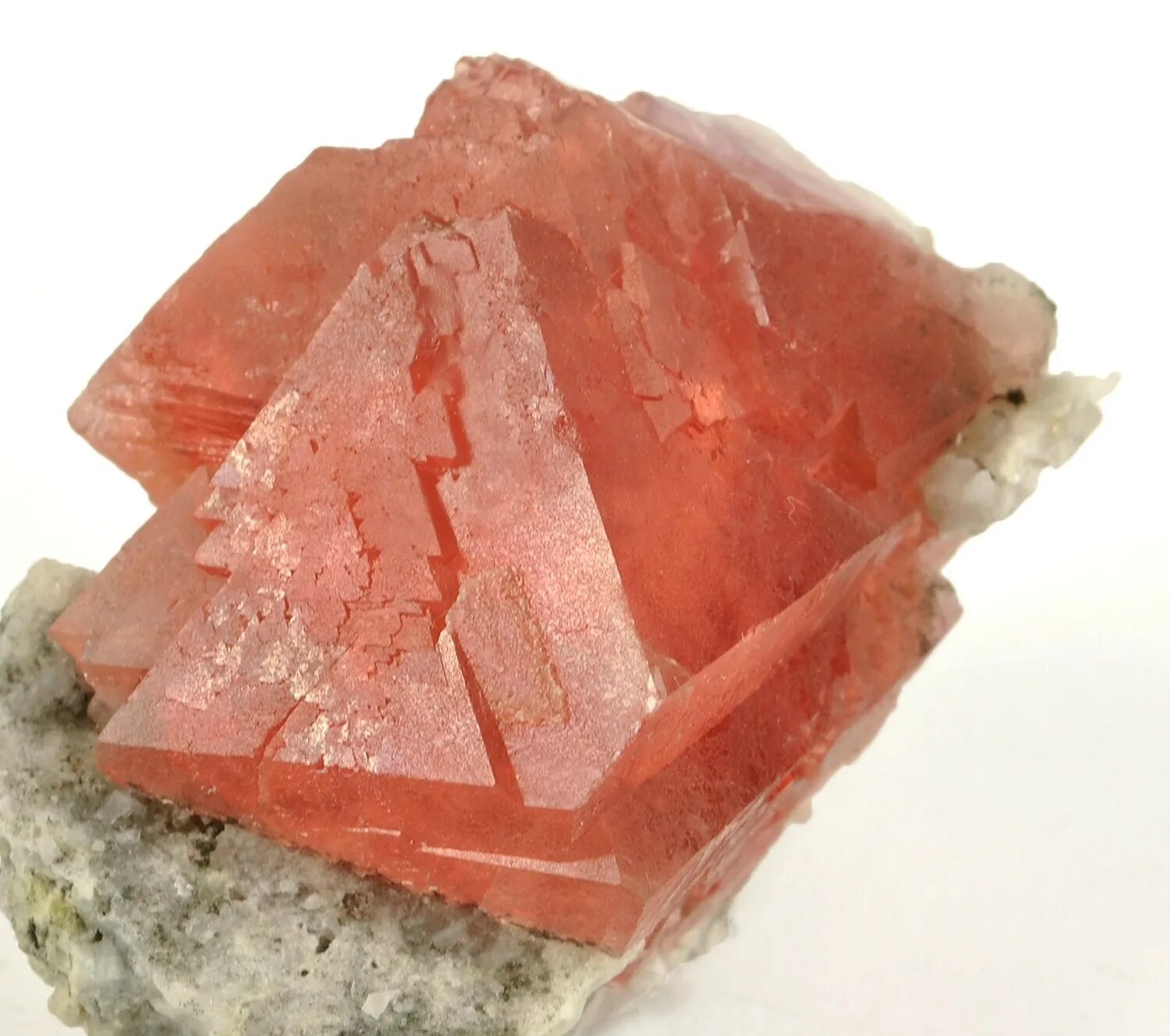 Полевой шпат это минерал. Ортоклаз порода Урал. Ортоклаз розовый. Ортоклаз минерал бледно розовый. Пиролюзит минерал.