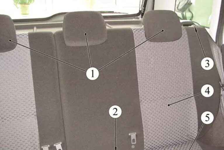 Закрепить заднее сиденье. Петля заднего сиденья 2190. Sportage 2021 ремни безопасности сзади. Крепление сиденья 2190. Ваз 2109 крепеж сиденья нижний.