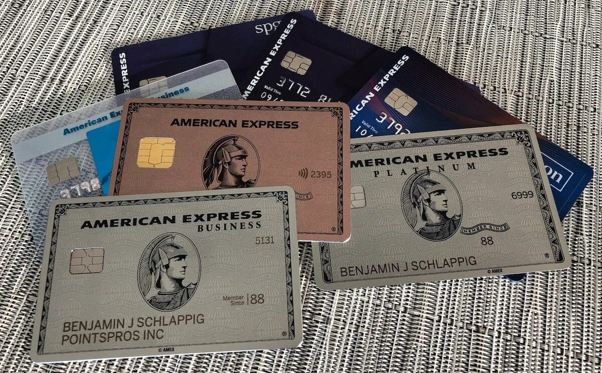 Реальные данные карт с деньгами. Кредитка American Express. Американ экспресс карта США. Кредитная карта Американ экспресс. Американские карточки банковские.