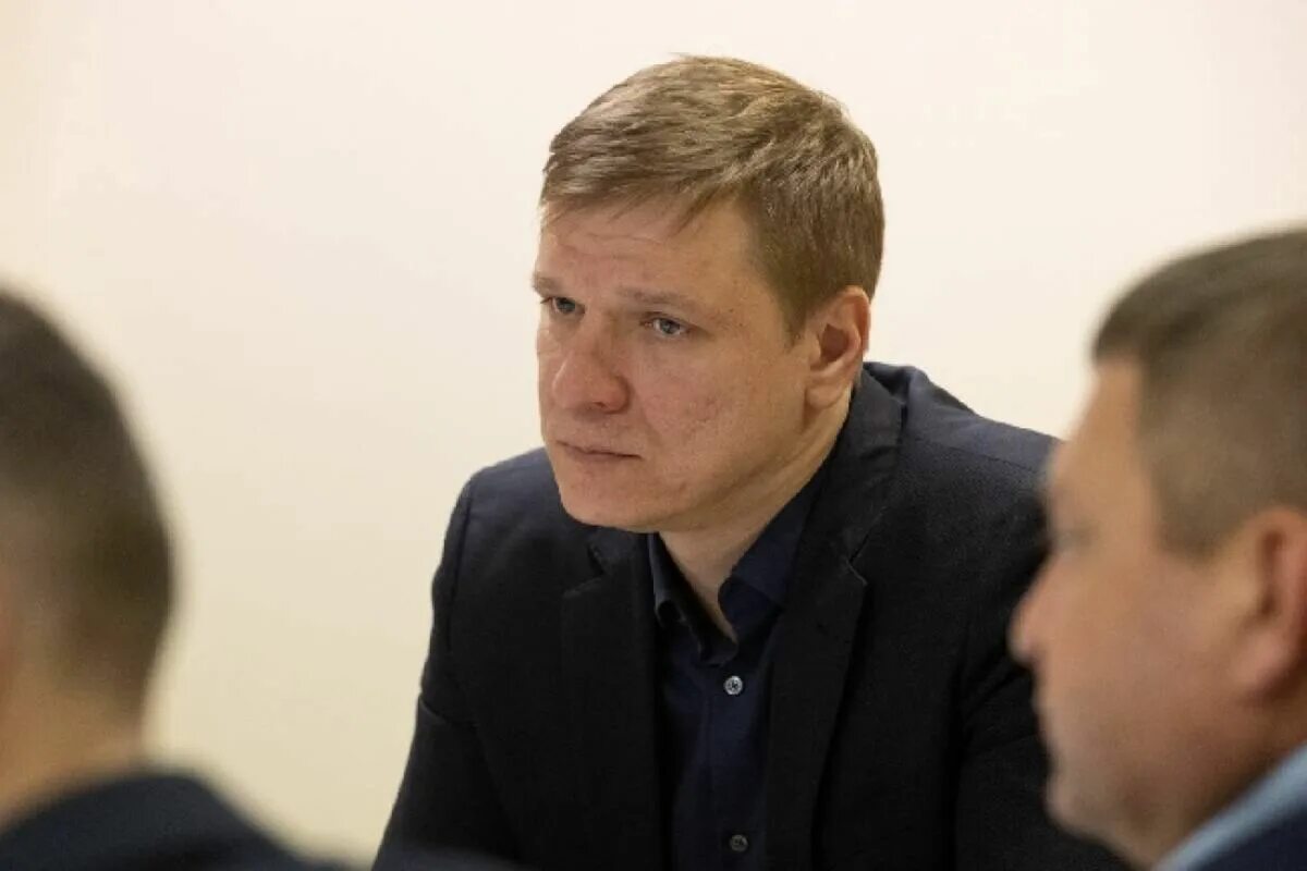 Комитет по развитию спорта. Заседание прокуратуры. Начальник московской железной дороги. Комитет по развитию спорта. Комитет государственной думы по физической культуре и спорту.