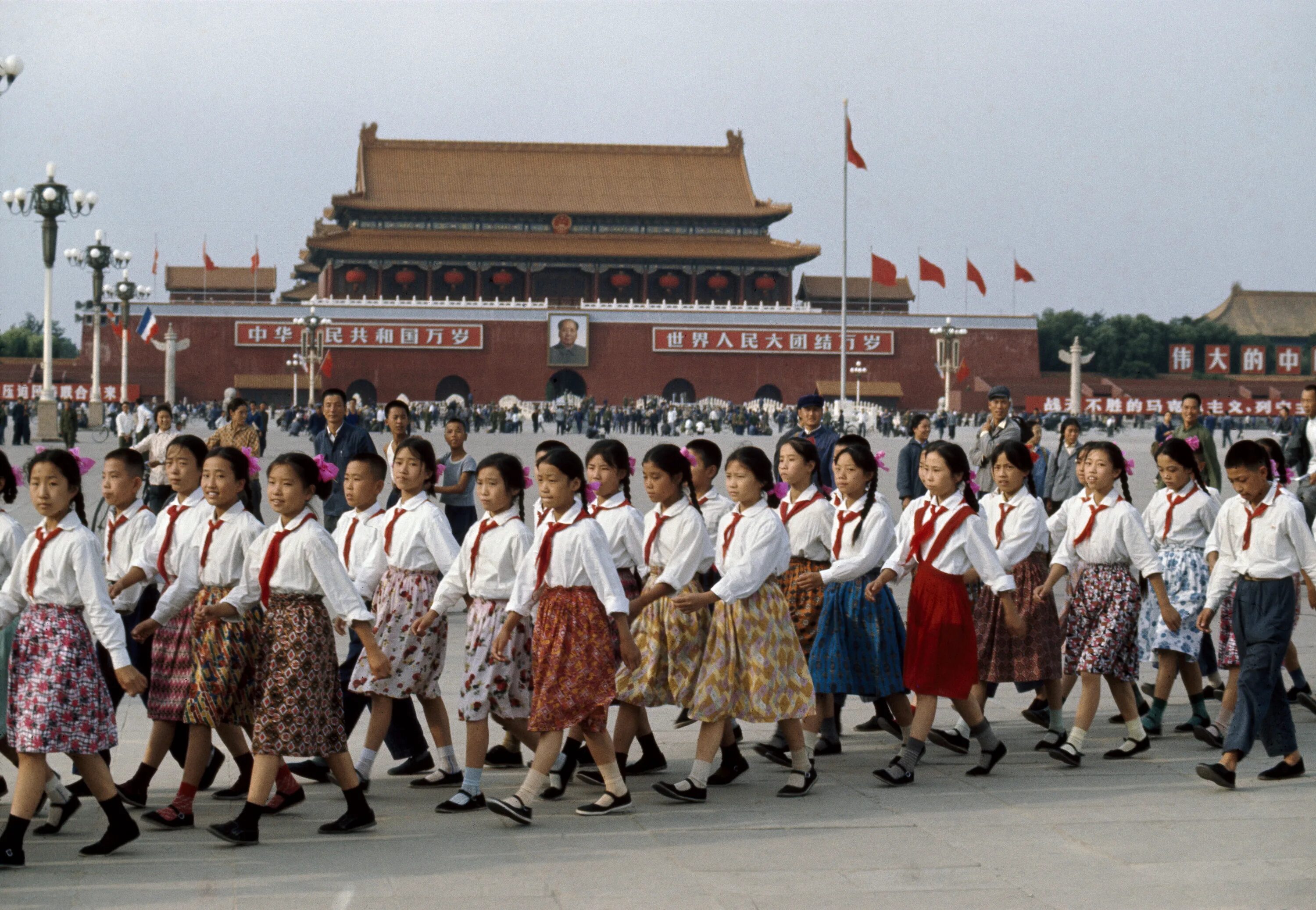 Старый Тайвань. История Китая. Сколько времени в Китае. Bruno Barbey China. Московское время в китае сейчас