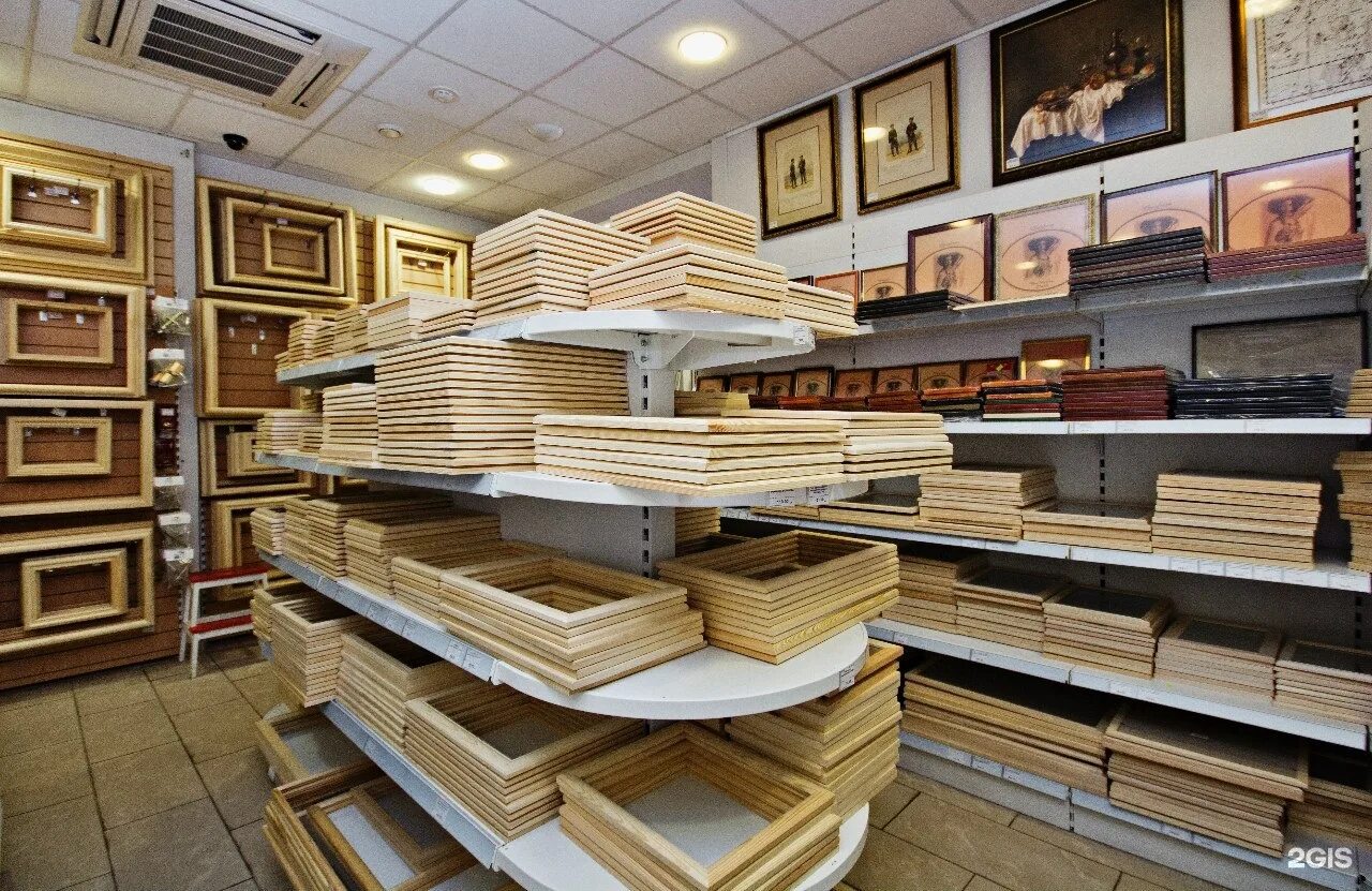 красный карандаш магазин для художников. красный карандаш магазин логотип. красный карандаш художественный магазин. магазин красный карандаш в москве. красный карандаш города.