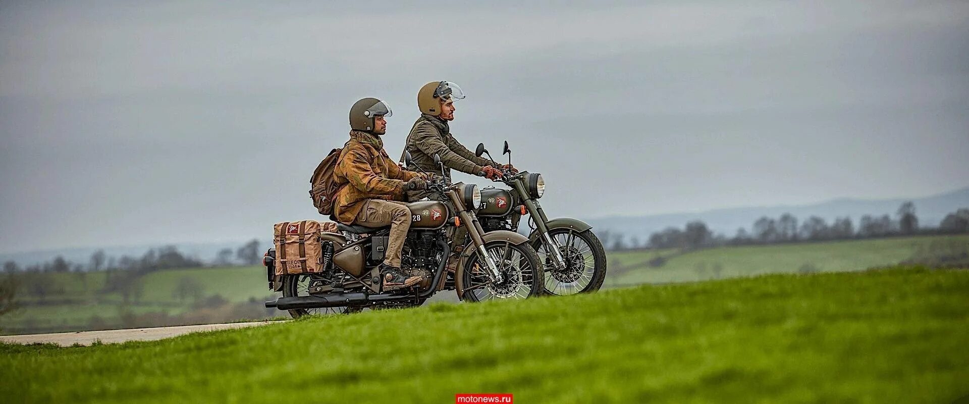 Современные военные мотоциклы. Индийские военные на мотоцикле. Мотоцикл Легенда. Ройал легенд мотоцикл.