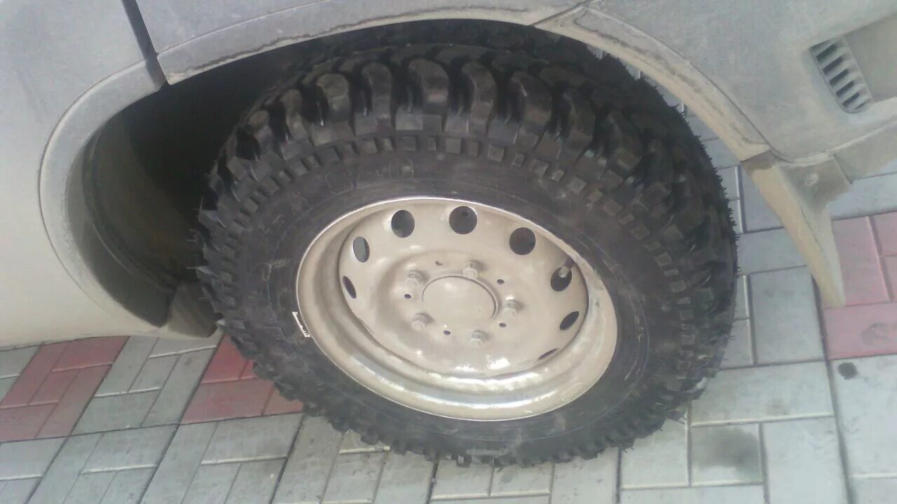 Резина forward Safari 540 205/75 r15 на Нива Шевроле. Шины 205/75 r15 на ниву Шевроле. Forward Safari 205/75 r15 Нива. Нива Шевроле на резине 205/75 r15. Купить резину 205 75 15 на ниву