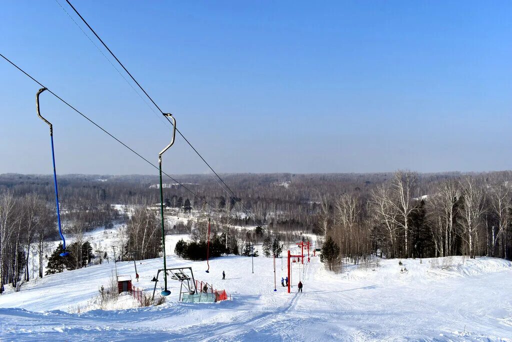 горнолыжный комплекс ключи в новосибирске. юрманка горнолыжный комплекс 2022. новосибирск академгородок горнолыжка. ключи академгородок горнолыжка. ключи горный комплекс новосибирск.