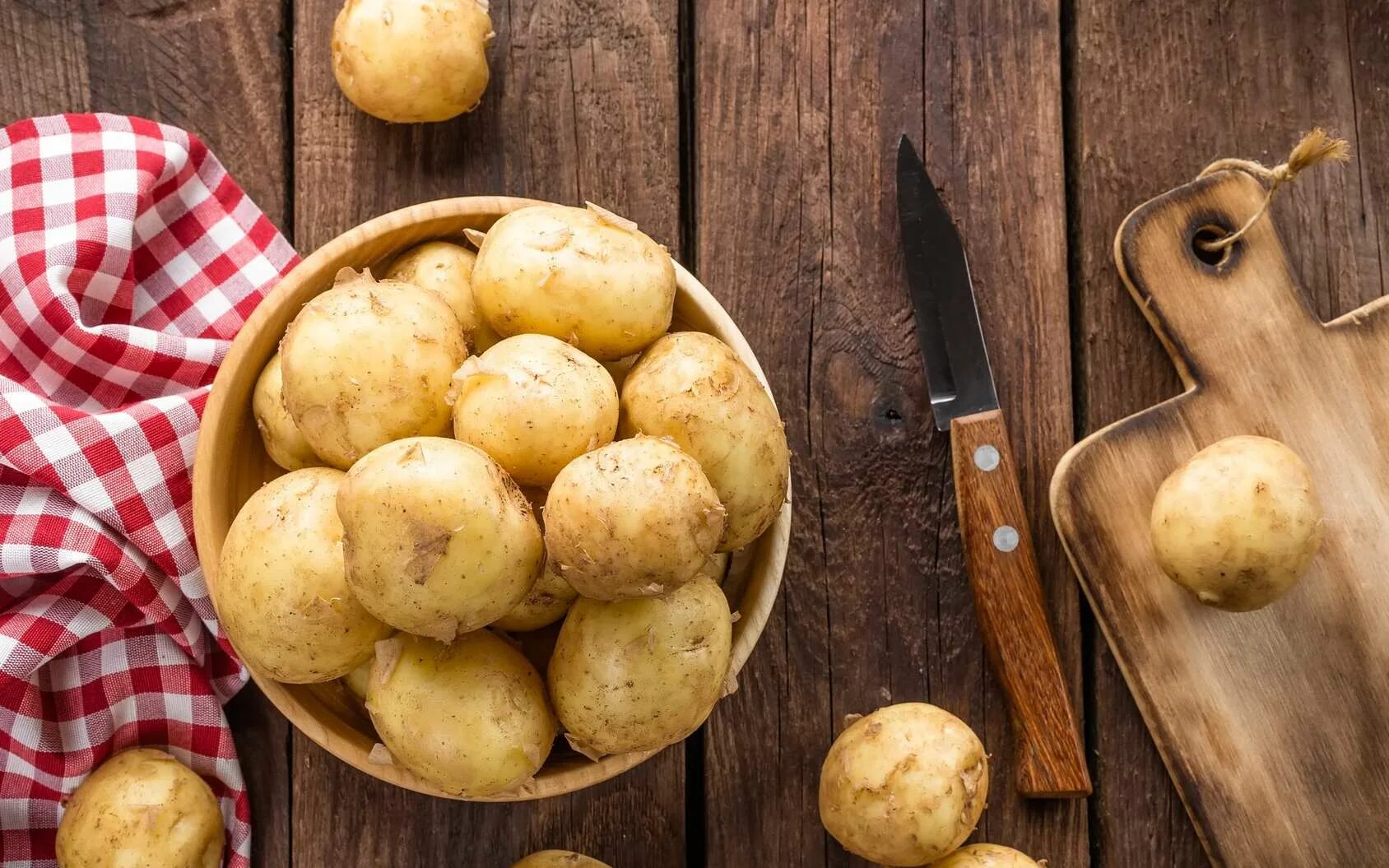 Картофель. Сырая картошка. Картошка Колобок. Семенная картошка Колобок. Приму картошку