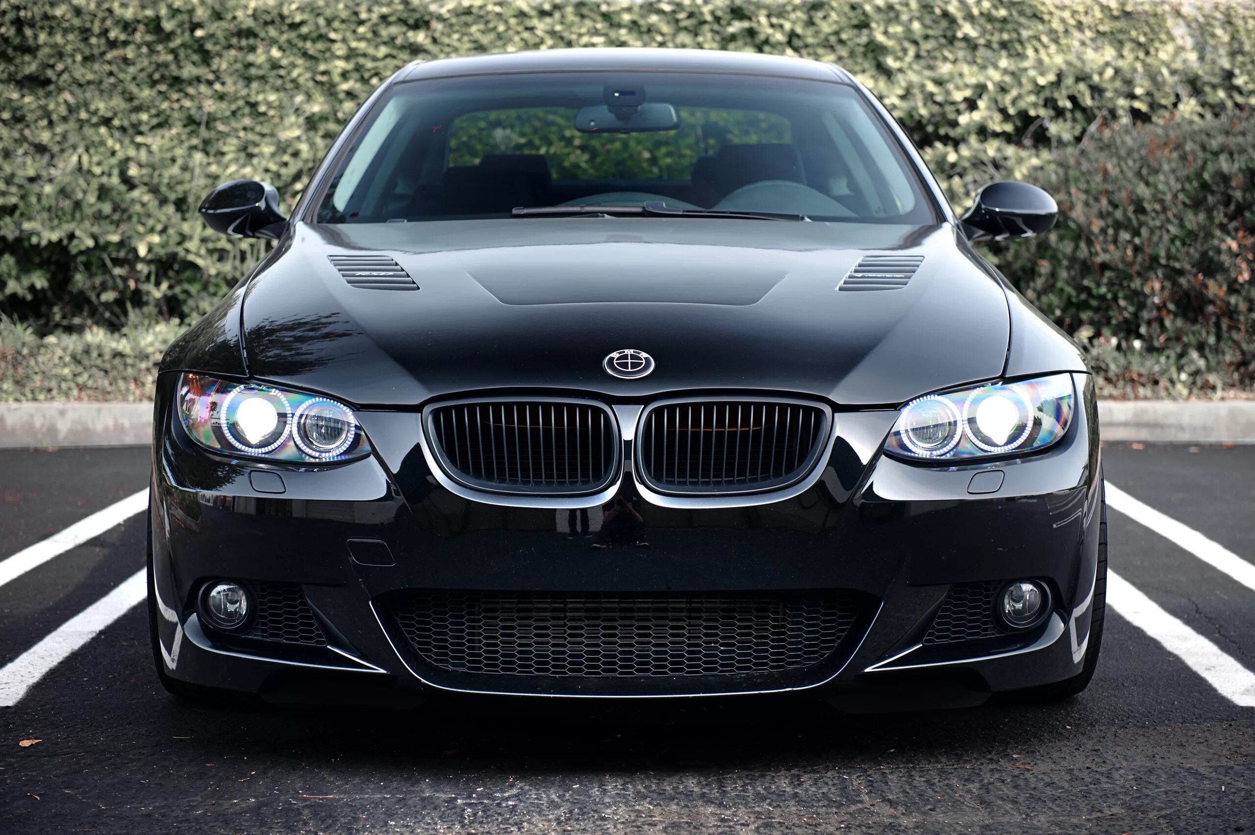 Черный б м в. BMW e92 Coupe Black. BMW e92 335i Black. БМВ 335 черная. BMW e92 m Black.