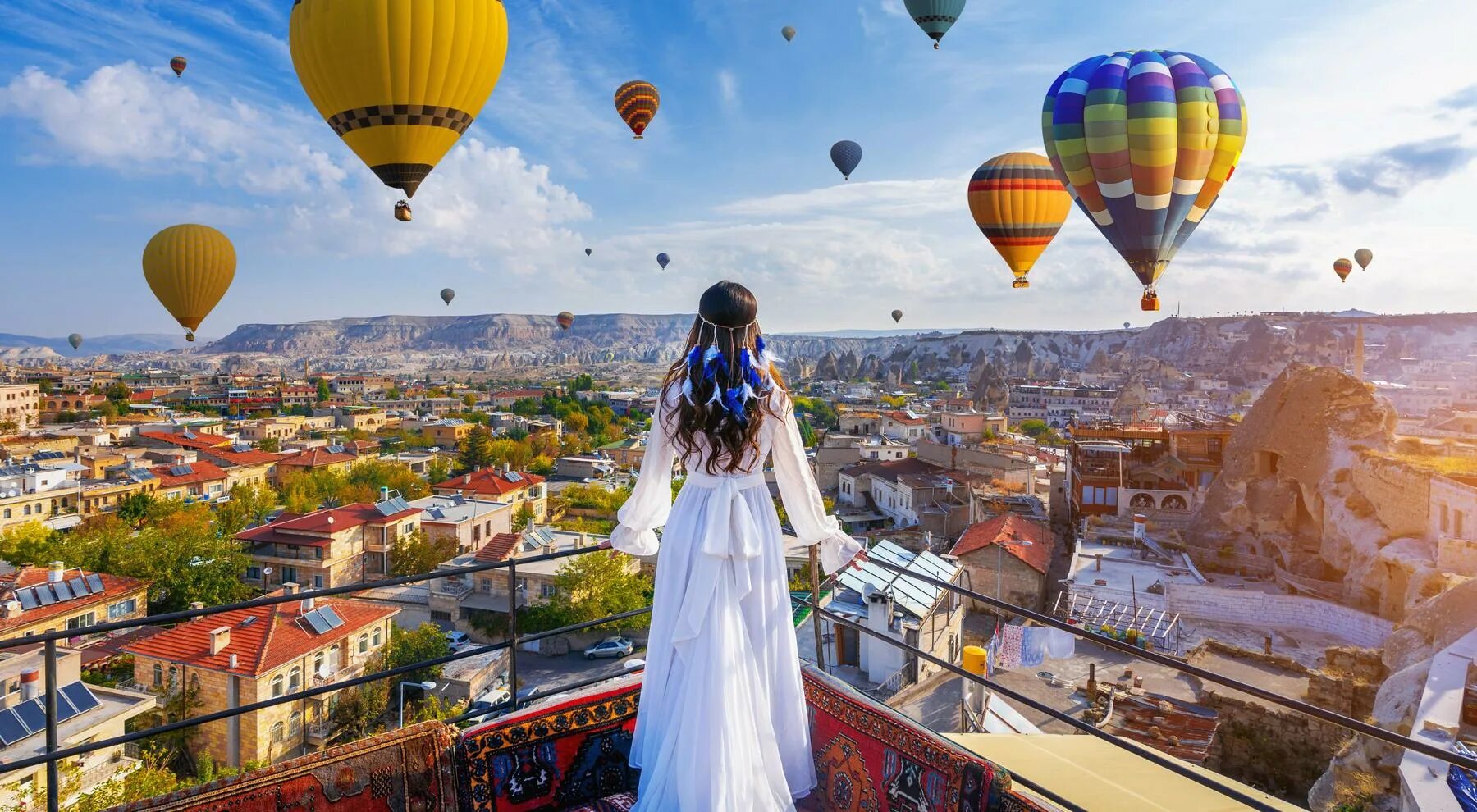 Экскурсия из стамбула в каппадокию. Стамбул Каппадокия. Стамбул воздушные шары Каппадокия. Стамбул и Каппадокия тур. Каппадокия Турция воздушные шары экскурсия.