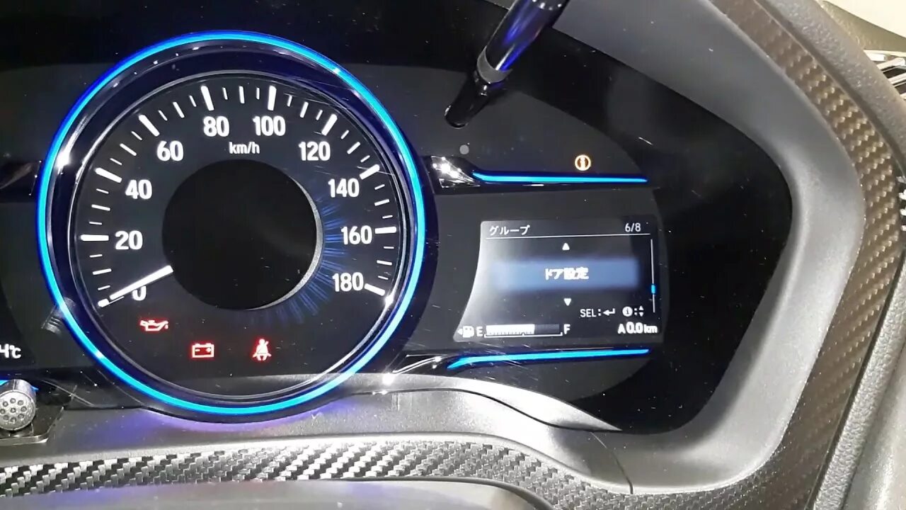 Ионизатор honda vezel. Панель honda vezel. Хонда везел гибрид. Приборная панель хонда везель 2 поколение. Honda vezel 2018 салон.