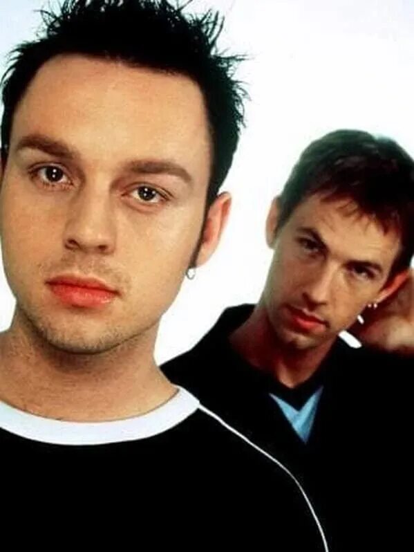 I know i loved you savage garden. Группа savage garden. savage garden солист. даррен хейз savage garden. группа savage garden 1997.