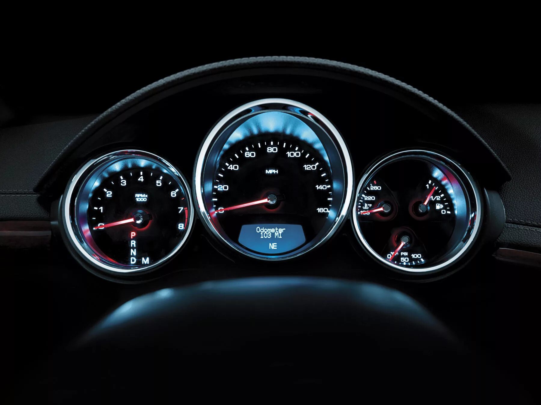 приборная панель додж дарт. приборная панель мазерати авто. шевроле тахо спидометр. приборная панель buick regal. панелька машины.