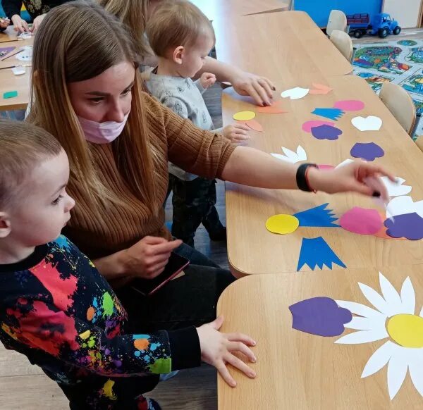 Школа молодых родителей. Школа молодых родителей презентация. Сказки школа молодых родителей. Жёстко вская роспись вместе с детьми. Кружок юные друзья