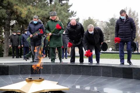 Возложение неизвестному солдату