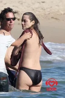 Шешенстанның жалаңаш қыздары