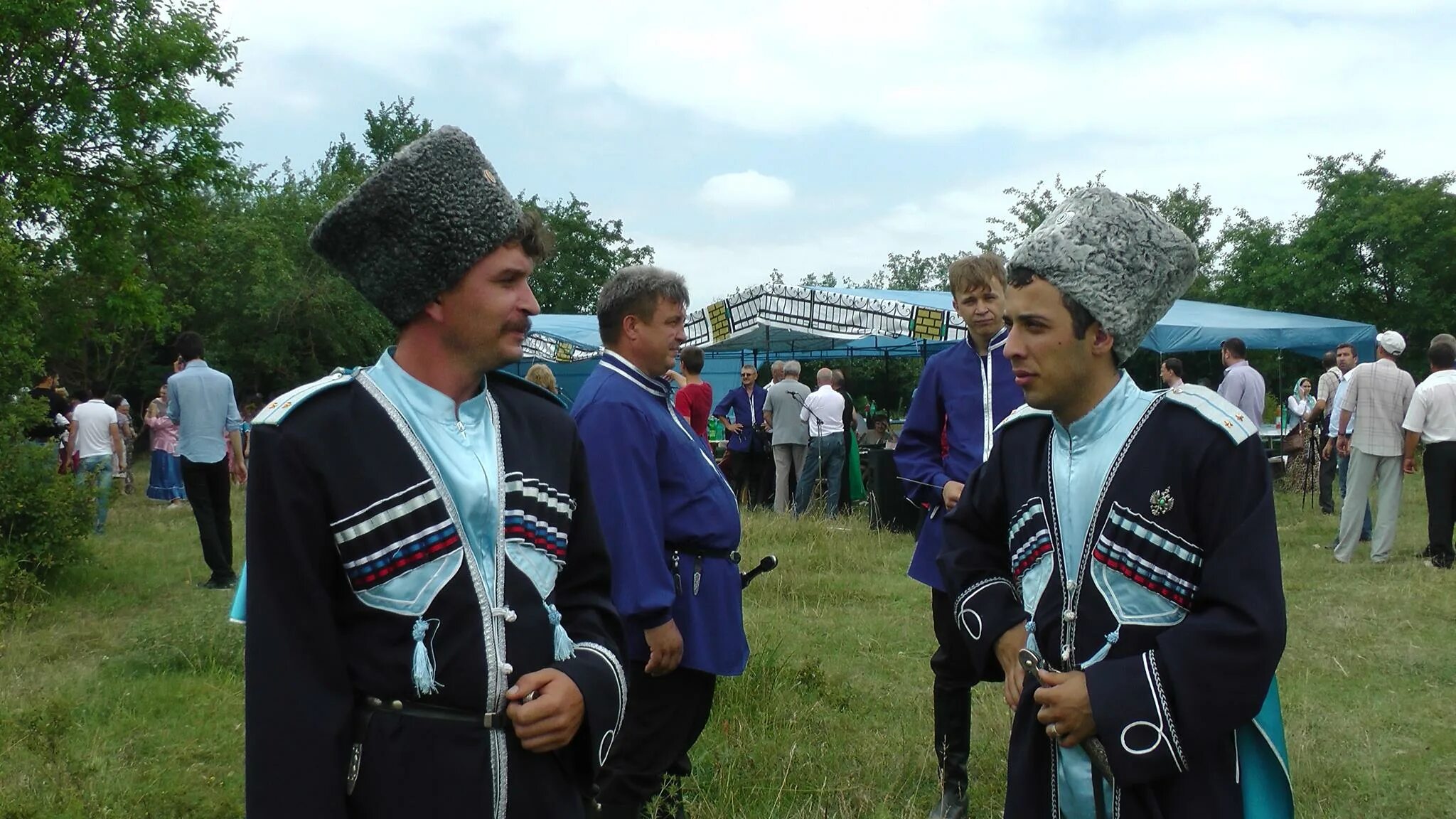 Погода в наурской чеченская республика. Наурская лезгинка Терских Казаков. Оборона станицы Наурской 1774. Станица Наурская Чеченская Республика. Станицы Наурской 1774.