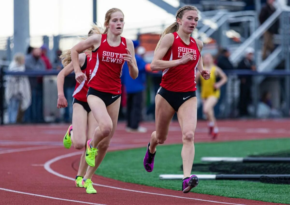 Легкая атлетика школьницы. High school track and field. Екатерина кондратьева легкая атлетика. High track. Track meet.