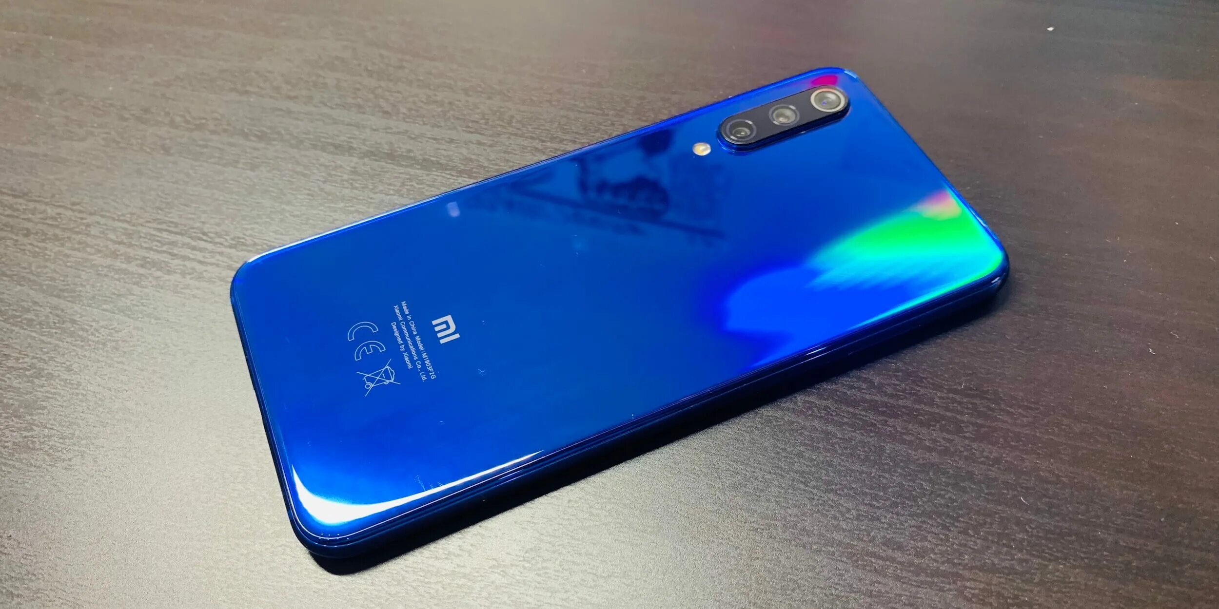 Xiaomi mi 9se 6/64. Mi 9se синий. Смартфон Xiaomi 9 se. Xiaomi mi 9se 128 синий. Купить xiaomi mi 9 se