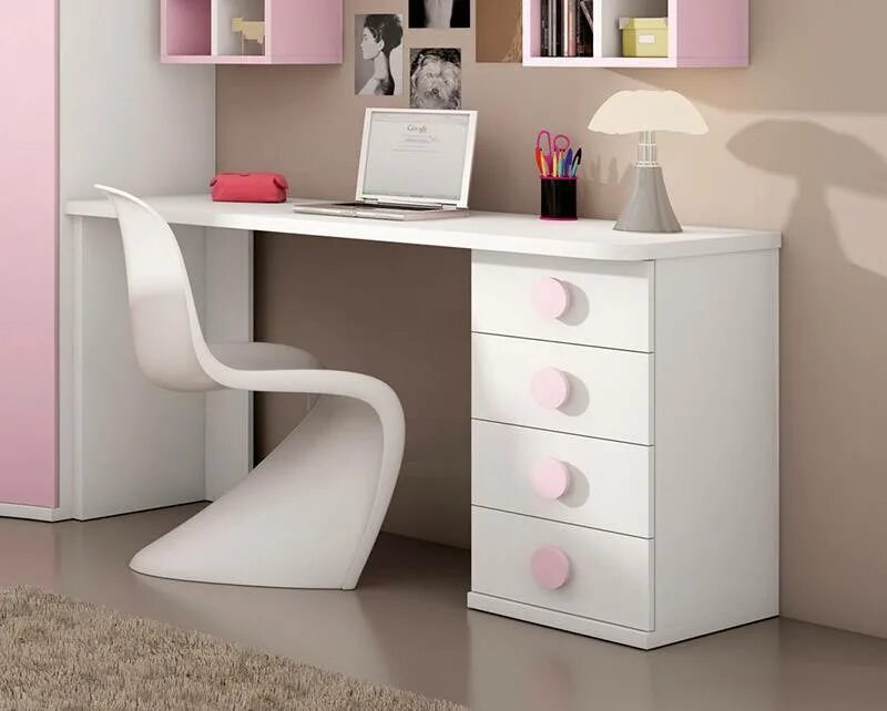 Письменный столик для девочки. Рабочее место ребенка. Стол чилек. Красивый письменный стол для девочки. Интерьер для подростка девочки.