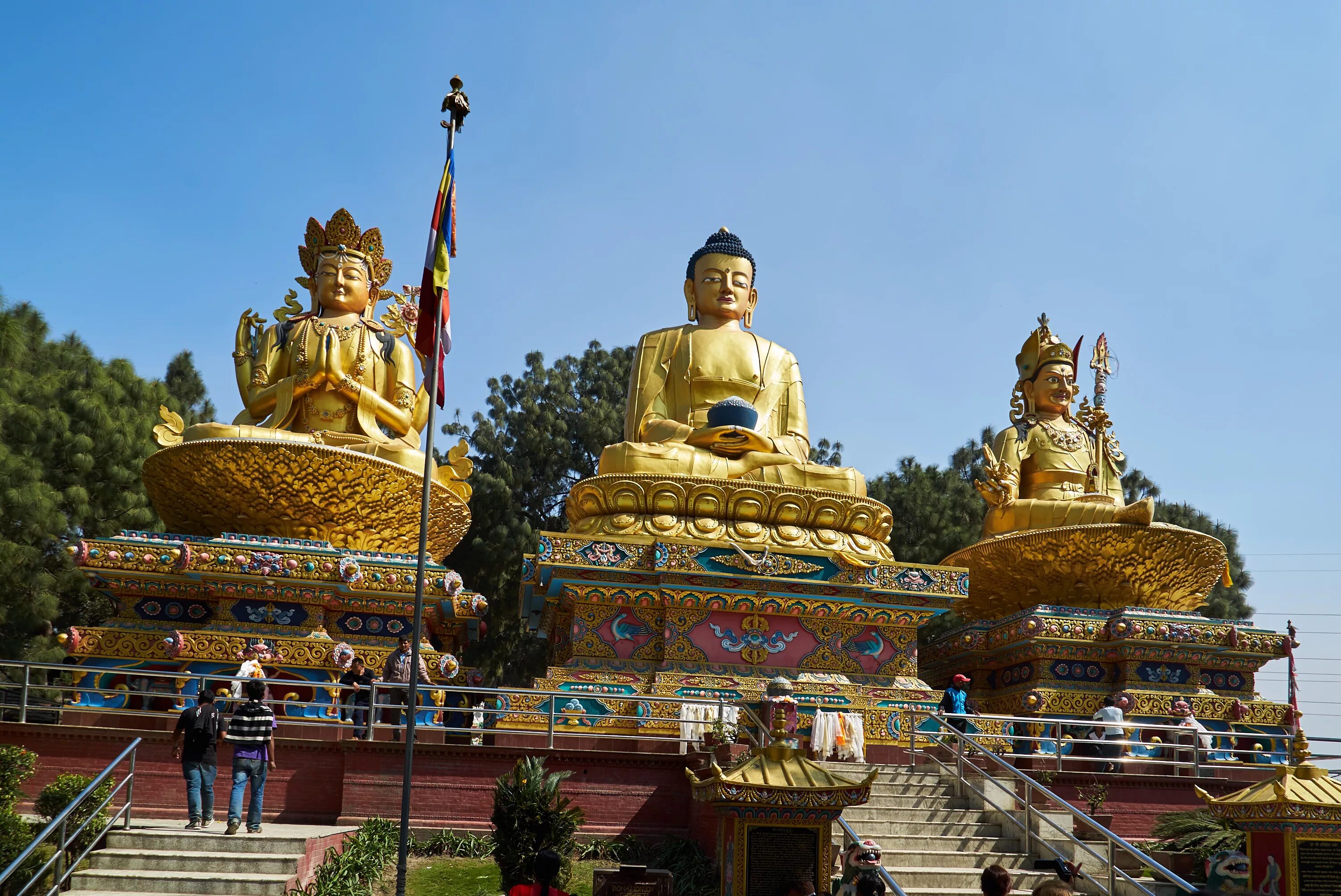 Священныемкниги буддизса. Как называется главная книга в буддизме. Трипитака священная книга буддистов. Священая крига будизма. Буддийский канон трипитака.