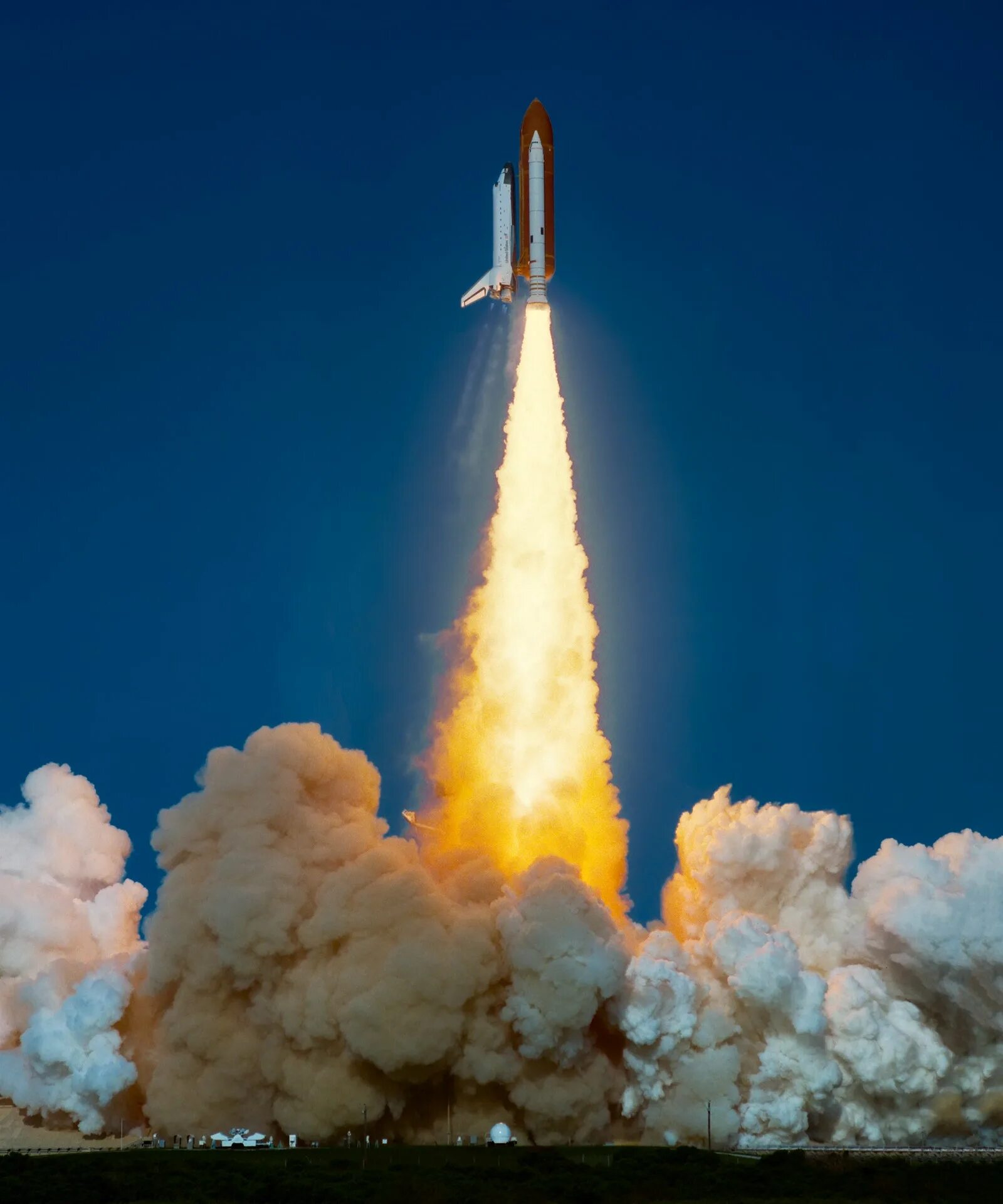 SpaceX Satellites Will Fly Low to Prevent Space Junk WIRED