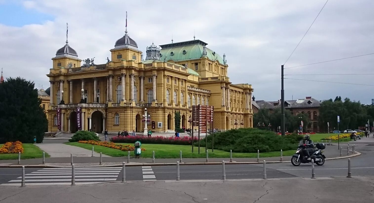 Магнитогорск ленинский район архитектура. Магнитогорск прямой санкт петербург. От питера до челябинска. Магнитогорск прямой санкт петербург. Челябинск на карте от москвы.